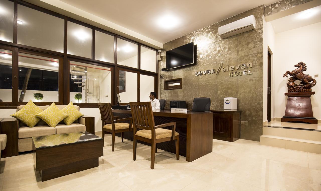 Grand 7 Hotel -Kesbewa Пилияндала Екстериор снимка